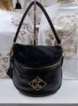 Crossbody kabelka čierna.