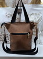 Dámska crossbody kabelka hnedá.