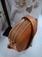 Dámska hnedá crossbody kabelka 3 komorová.