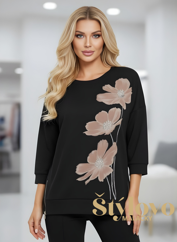 Dámska mikina Megi Collection čierna s kvetmi a kamienkami.