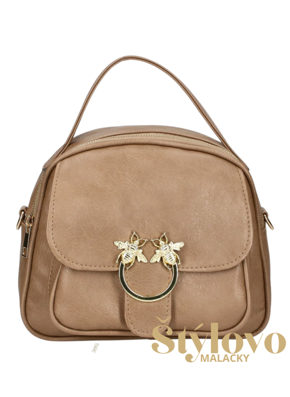 Dámska béžová crossbody kabelka Elizabeth Canard s ozdobnou prackou.