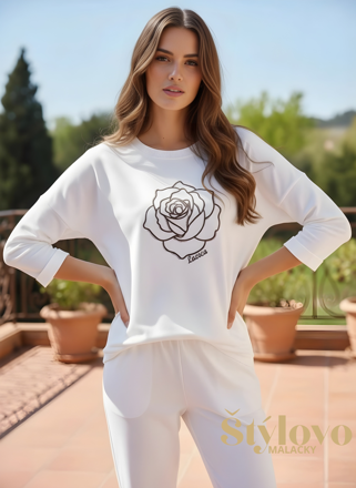 Biela mikina s veľkou vyšívanou "RUŽOU".