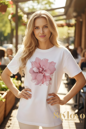 Dámske tričko s červeným kvetom biele.