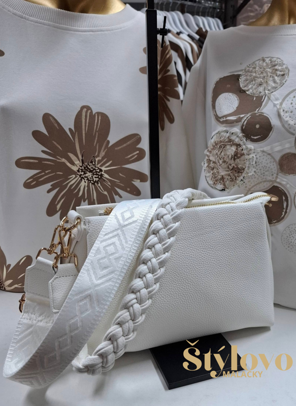Biela crossbody kabelka elegancia s dvoma ramienkami.