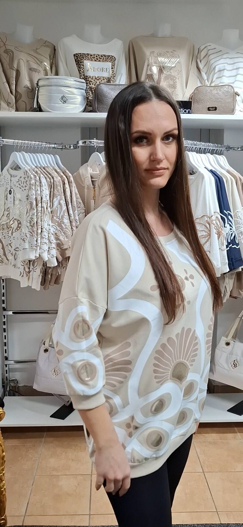 Dámska mikina smotanová. - Image 3
