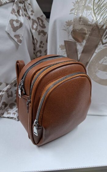 Dámsky mini batoh D1130 camel.